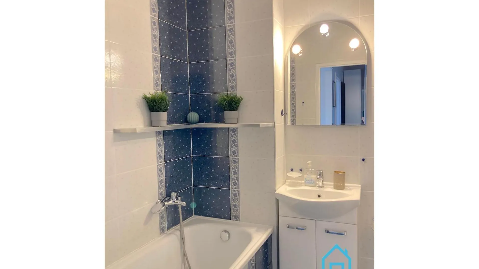 Manhattan Apartment - 3 Minutes To Sopot Molo & Seaside Gdansk