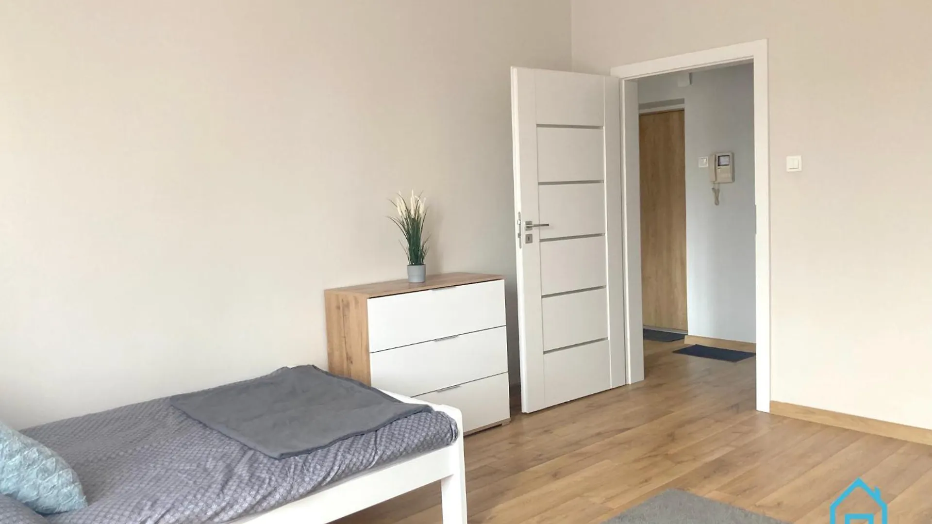 Manhattan Apartment - 3 Minutes To Sopot Molo & Seaside Gdansk